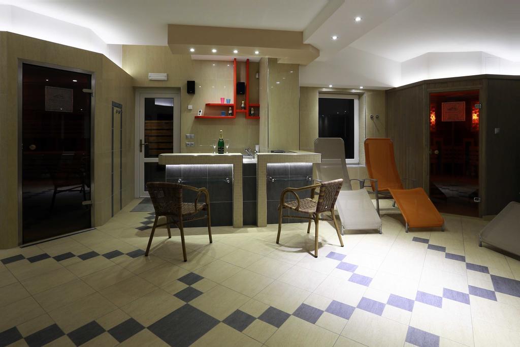 Wellness Penzion Pod Rozhlednou Kostelec nad Orlicí Exterior foto